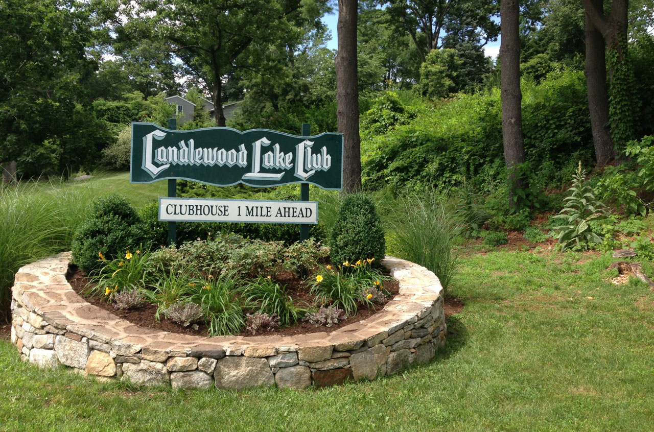 to Candlewood Lake Club CT Exclusive Lake Community